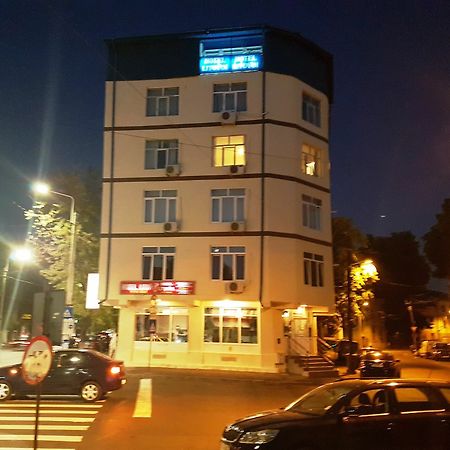 Hostel Litovoi Bucureşti Ngoại thất bức ảnh