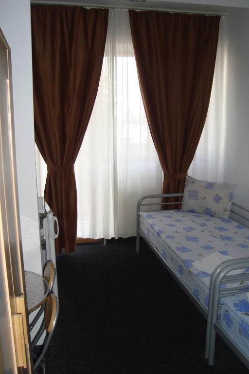 Hostel Litovoi Bucureşti Ngoại thất bức ảnh
