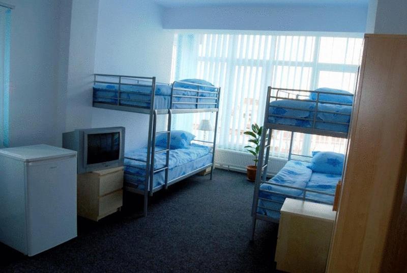 Hostel Litovoi Bucureşti Ngoại thất bức ảnh