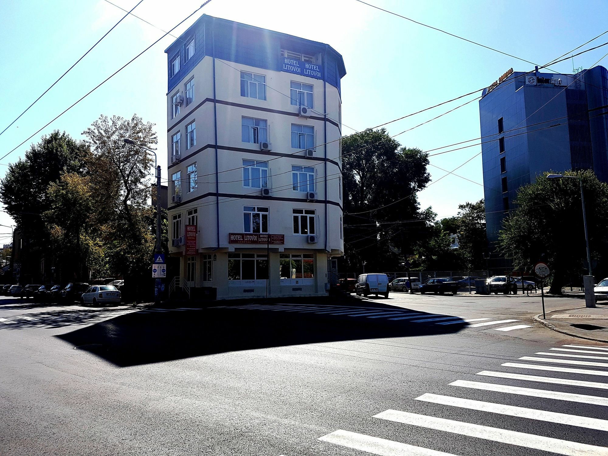 Hostel Litovoi Bucureşti Ngoại thất bức ảnh